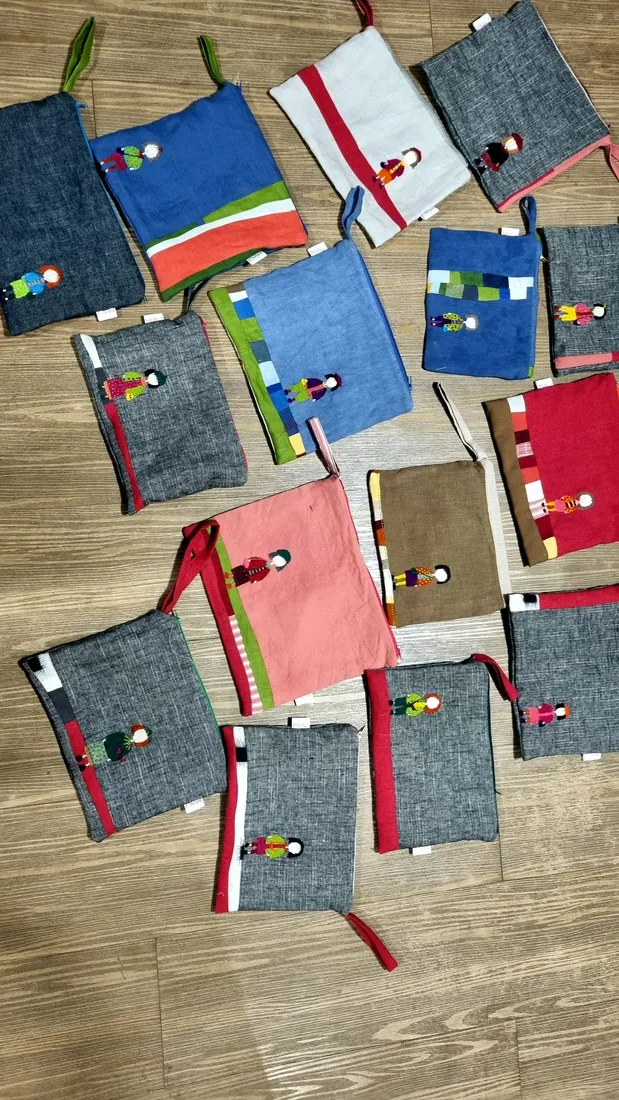 Estuches MAU