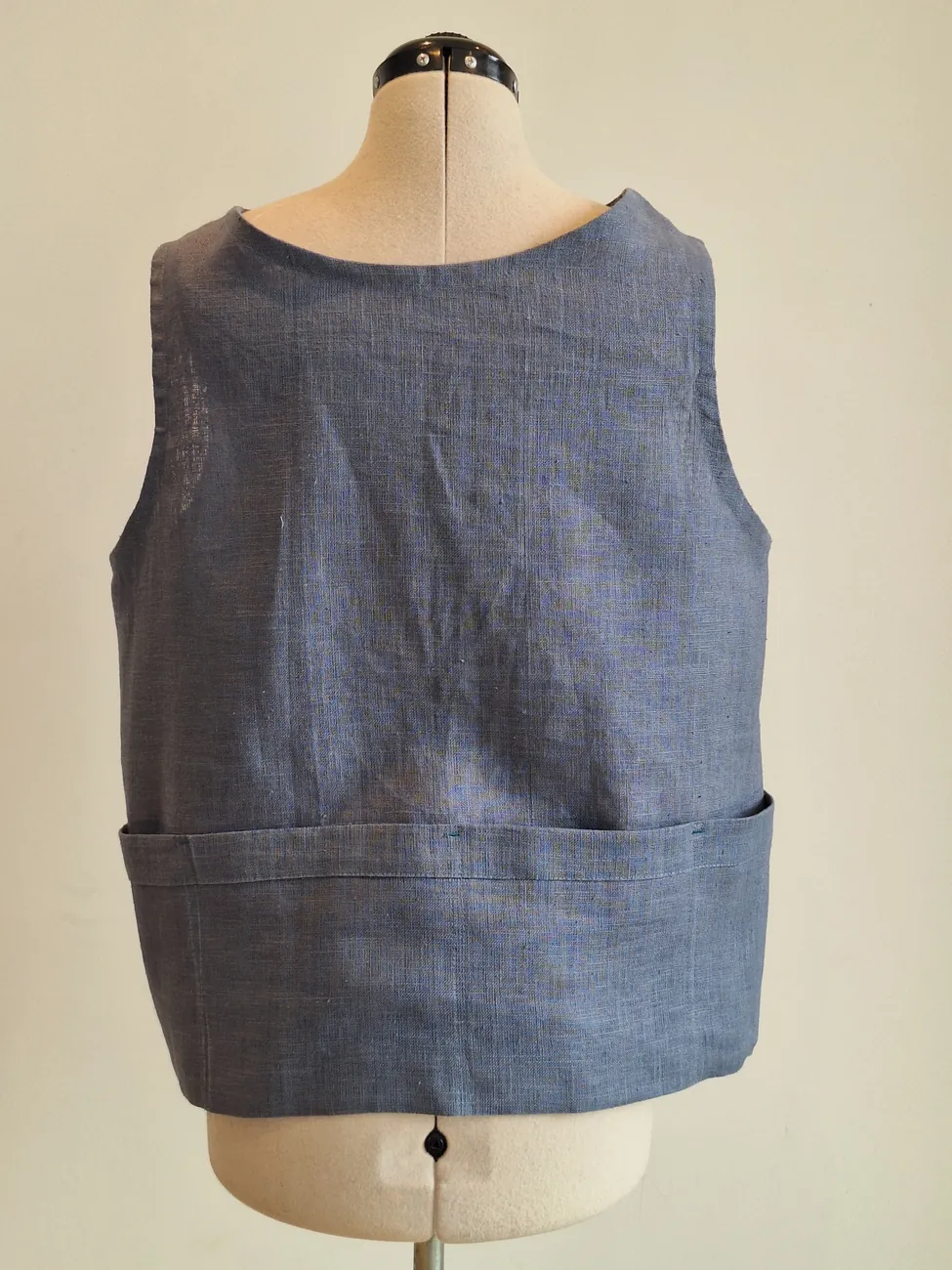 Delantal de lino azul MAU